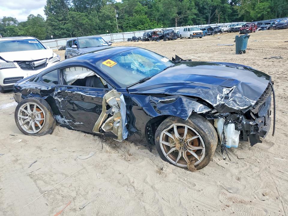 60275166 :رقم المزاد ، 1FA6P8TH9J5153685 vin ، 2018 Ford Mustang مزاد بيع