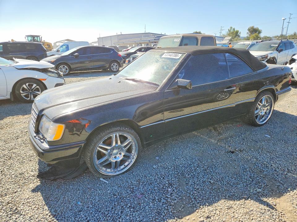 Продажа на аукционе авто 1995 Mercedes-benz E, vin: WDBEA66EXSC272970, номер лота: 63140786