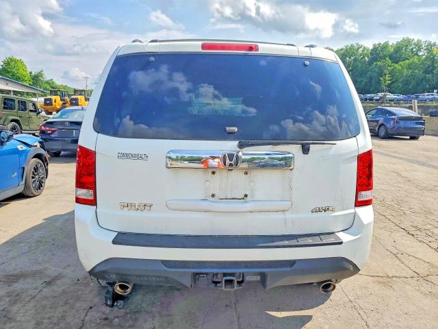 60623746 :رقم المزاد ، 5FNYF4H79CB029304 vin ، 2012 Honda Pilot مزاد بيع