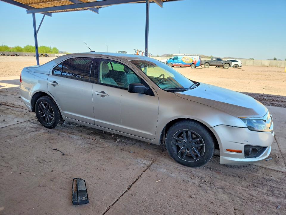 58551756 :رقم المزاد ، 3FAHP0GA9CR441942 vin ، 2012 Ford Fusion مزاد بيع