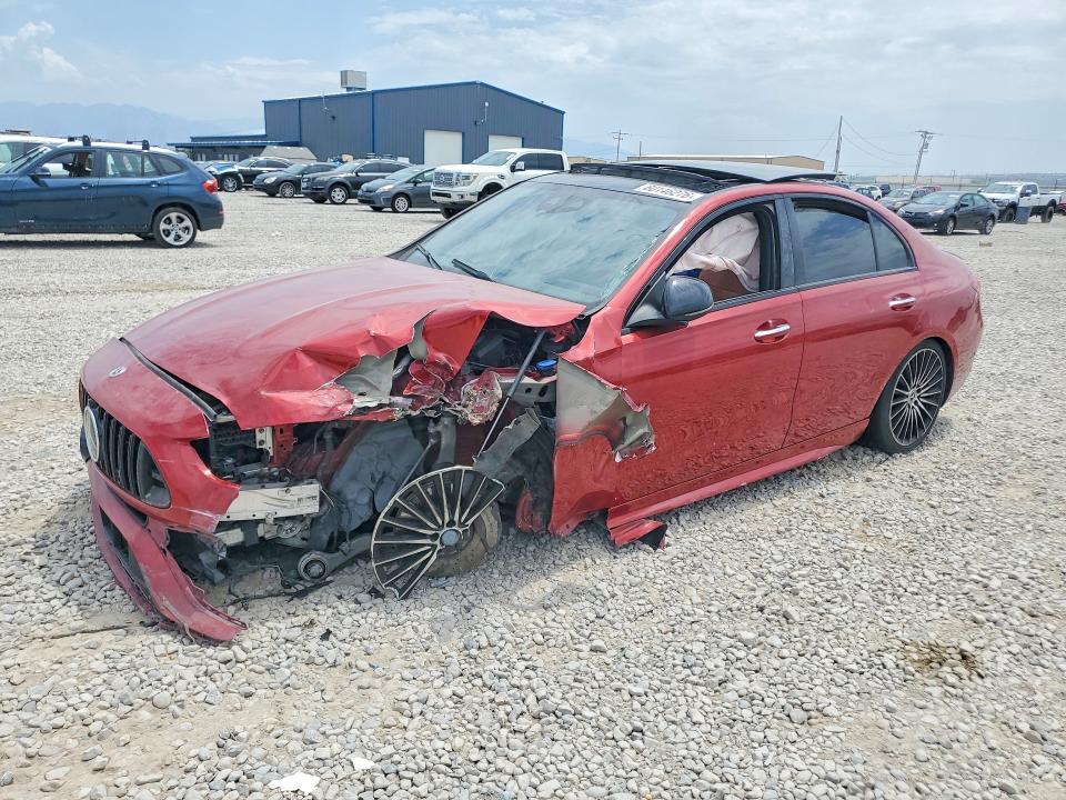 60146276 :رقم المزاد ، W1KAF4HB2NR050889 vin ، 2022 Mercedes-benz C مزاد بيع