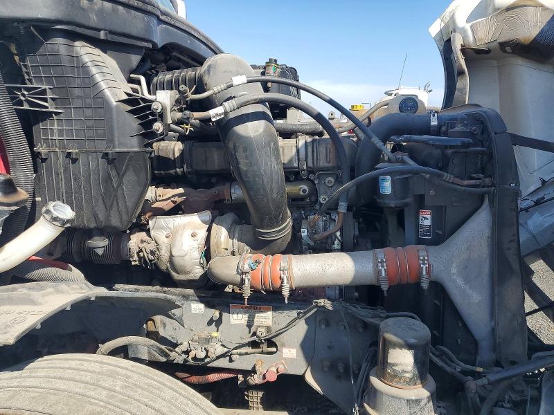 2022 Freightliner Cascadia 126 მანქანა იყიდება აუქციონზე, vin: 3AKJHHDR1NSMT3737, აუქციონის ნომერი: 62614876