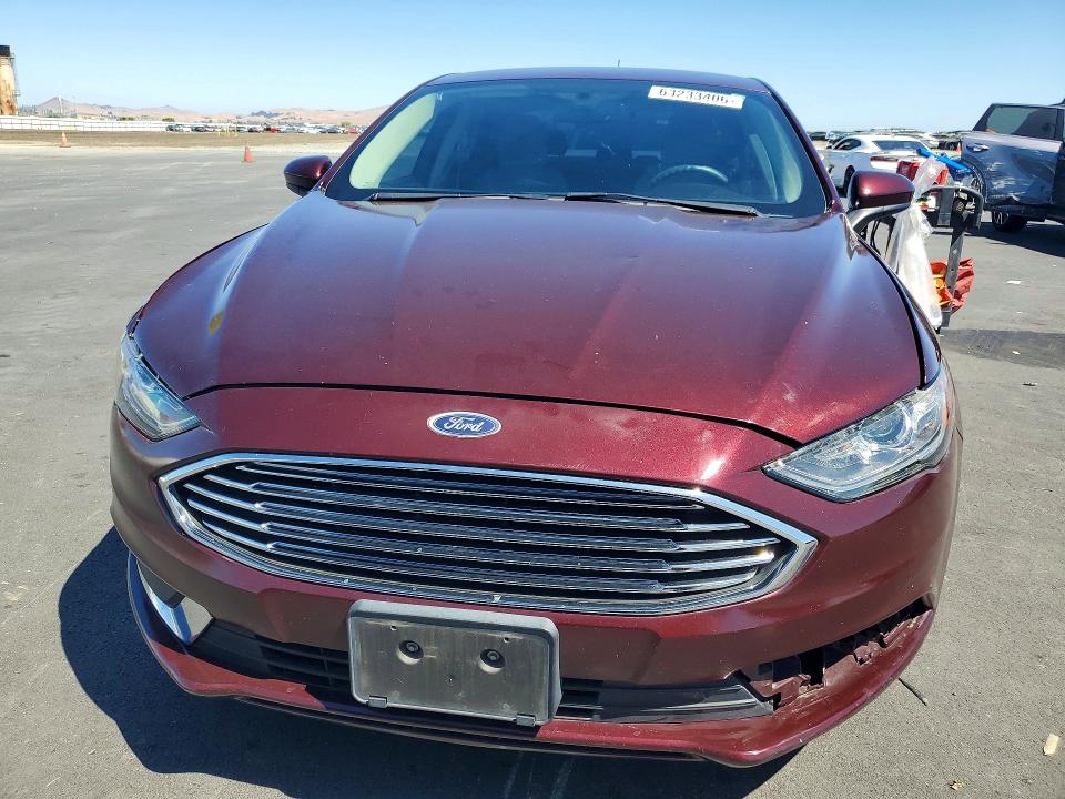 63233406 :رقم المزاد ، 3FA6P0HD8HR294990 vin ، 2017 Ford Fusion مزاد بيع