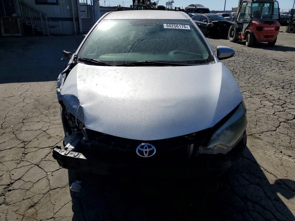 60256176 :رقم المزاد ، 5YFBURHE0GP550011 vin ، 2016 Toyota Corolla مزاد بيع