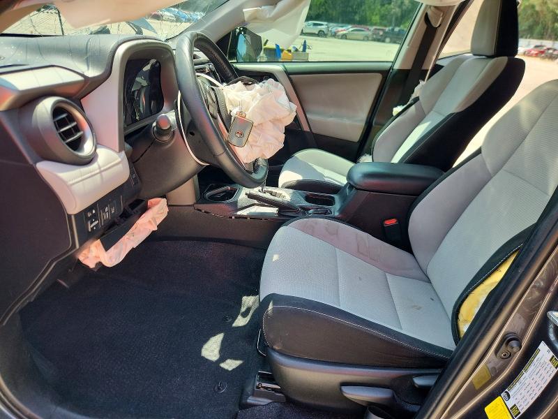 63156686 :رقم المزاد ، 2T3WFREV0JW523226 vin ، 2018 Toyota Rav4 مزاد بيع