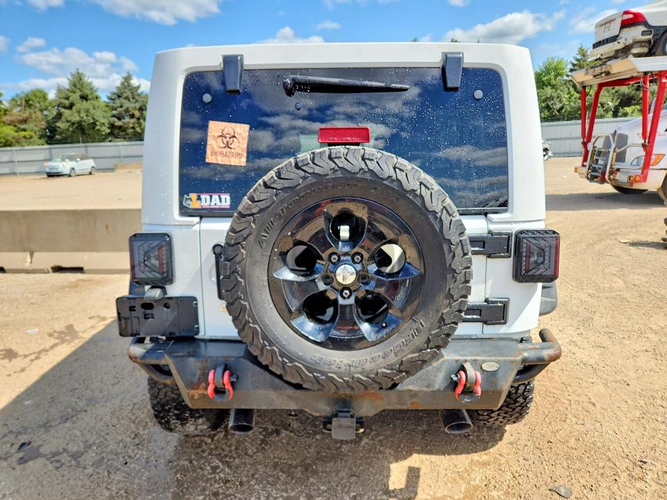 58576306 :رقم المزاد ، 1C4BJWEG0FL514470 vin ، 2015 Jeep Wrangler Unlimited مزاد بيع