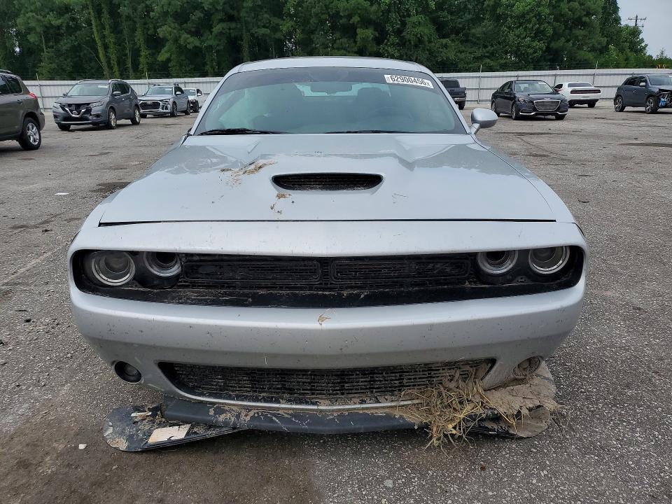 62900456 :رقم المزاد ، 2C3CDZBT9LH235577 vin ، 2020 Dodge Challenger مزاد بيع