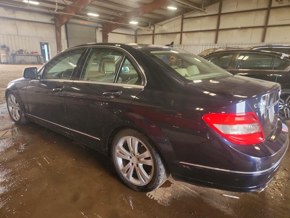 60951826 :رقم المزاد ، WDDGF81X18F068412 vin ، 2008 Mercedes-benz C مزاد بيع
