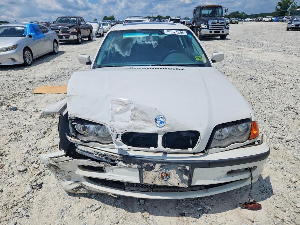 2001 Bmw 330 მანქანა იყიდება აუქციონზე, vin: WBAAV53451FJ63322, აუქციონის ნომერი: 60021296