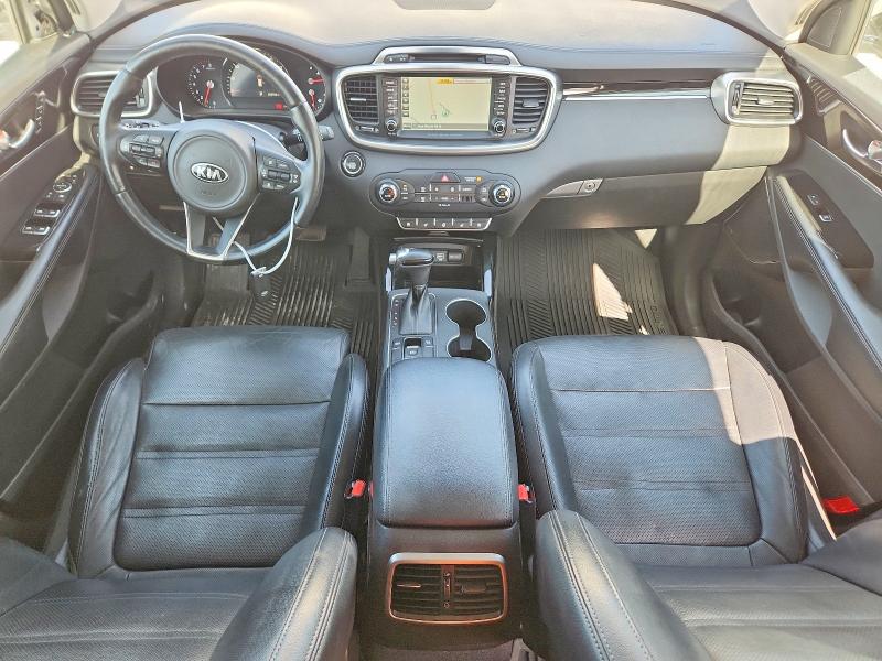 59607056 :رقم المزاد ، 5XYPK4A52HG325183 vin ، 2017 Kia Sorento مزاد بيع