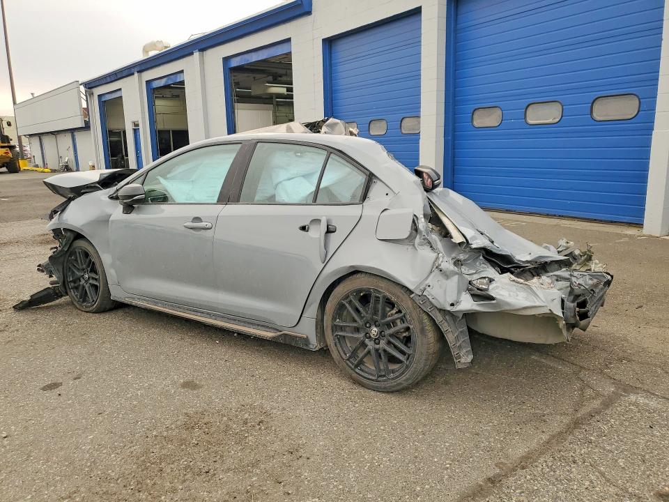 61730686 :رقم المزاد ، 5YFM4MCE4NP106212 vin ، 2022 Toyota Corolla مزاد بيع