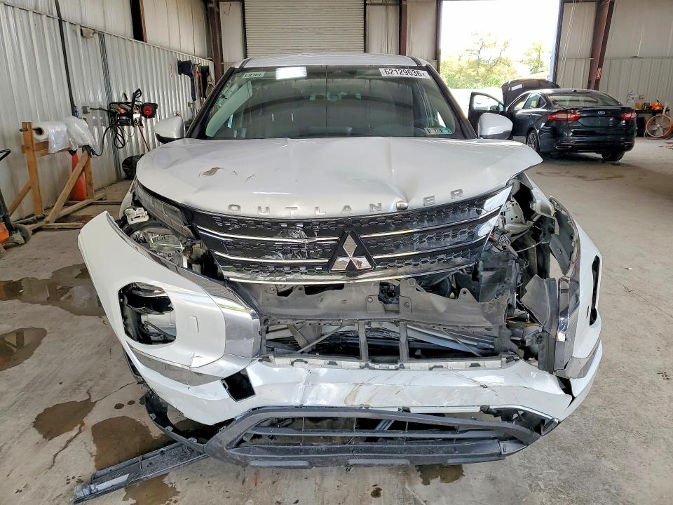 Auction sale of the 2024 Mitsubishi Outlander, vin: JA4J4UA84RZ065506, lot number: 62129636