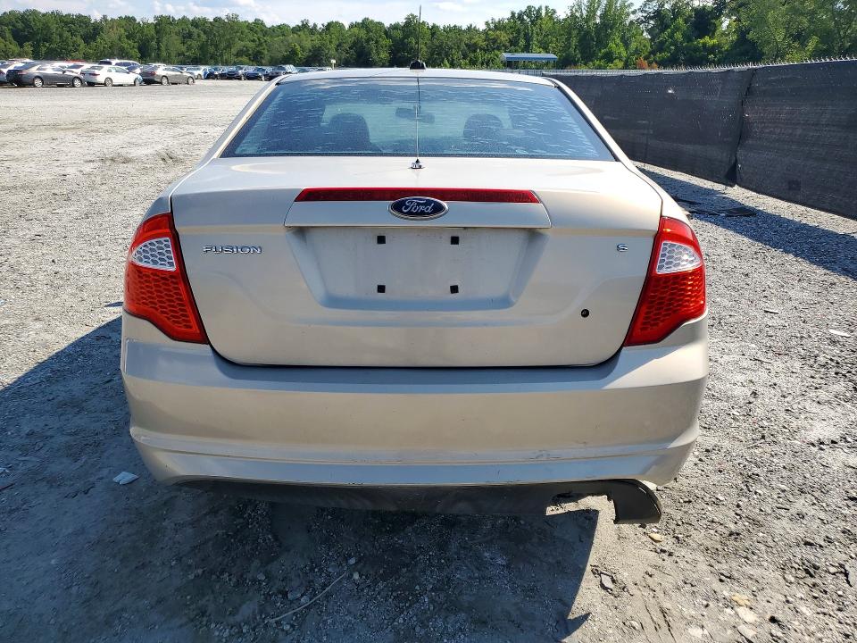Auction sale of the 2010 Ford Fusion, vin: 3FAHP0GA2AR258248, lot number: 60427016