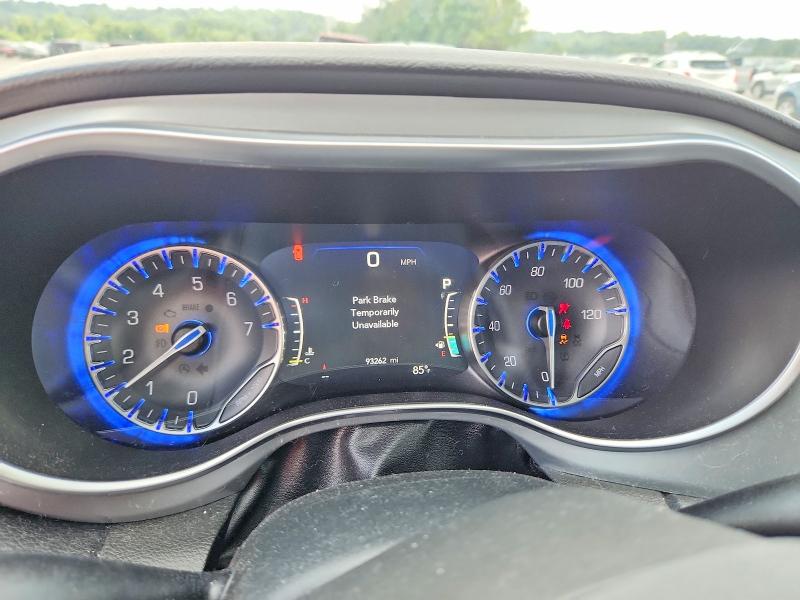 59277706 :رقم المزاد ، 2C4RC1BG3JR317616 vin ، 2018 Chrysler Pacifica مزاد بيع