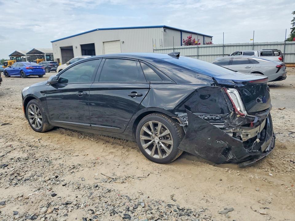 62411686 :رقم المزاد ، 2G61U5S37J9169942 vin ، 2018 Cadillac Xts مزاد بيع