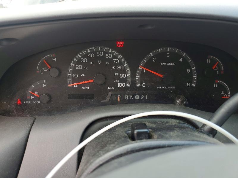 62138306 :رقم المزاد ، 2FTRX18L1YCB02676 vin ، 2000 Ford F150 مزاد بيع