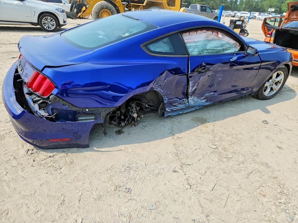 62635356 :رقم المزاد ، 1FA6P8AM9G5255805 vin ، 2016 Ford Mustang مزاد بيع