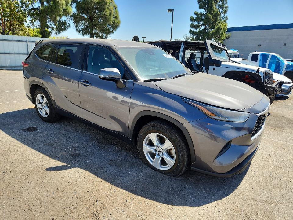 60701576 :رقم المزاد ، 5TDCZRAH1MS039999 vin ، 2021 Toyota Highlander مزاد بيع