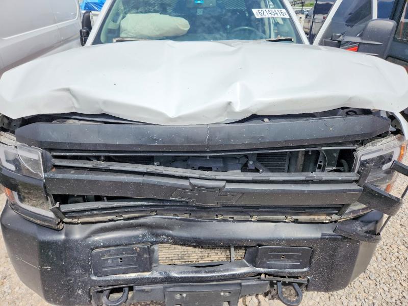 62145416 :رقم المزاد ، 1GB5CYC84FZ131681 vin ، 2015 Chevrolet Silverado مزاد بيع