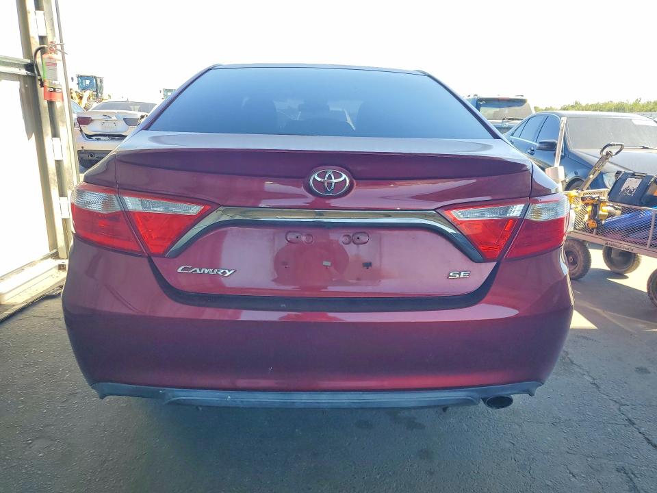 2016 Toyota Camry მანქანა იყიდება აუქციონზე, vin: 4T1BF1FKXGU586470, აუქციონის ნომერი: 62875496