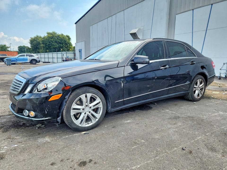 62682956 :رقم المزاد ، WDDHF5GBXAA213030 vin ، 2010 Mercedes-benz E مزاد بيع