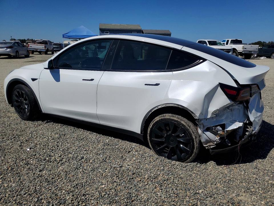 Продажа на аукционе авто 2021 Tesla Model Y, vin: 5YJYGDEE1MF301653, номер лота: 63329346