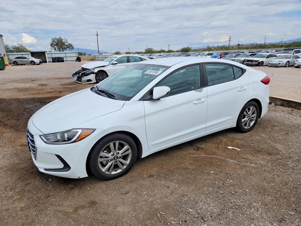 61601096 :رقم المزاد ، 5NPD84LF8JH296665 vin ، 2018 Hyundai Elantra مزاد بيع