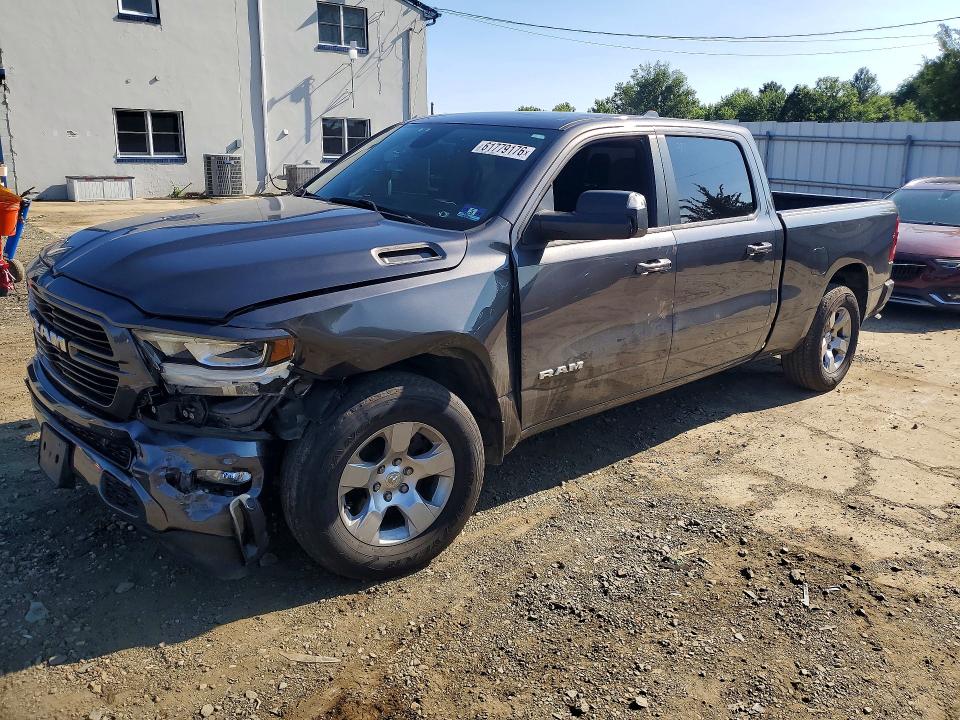 61779176 :رقم المزاد ، 1C6SRFMT9KN736924 vin ، 2019 Ram 1500 مزاد بيع