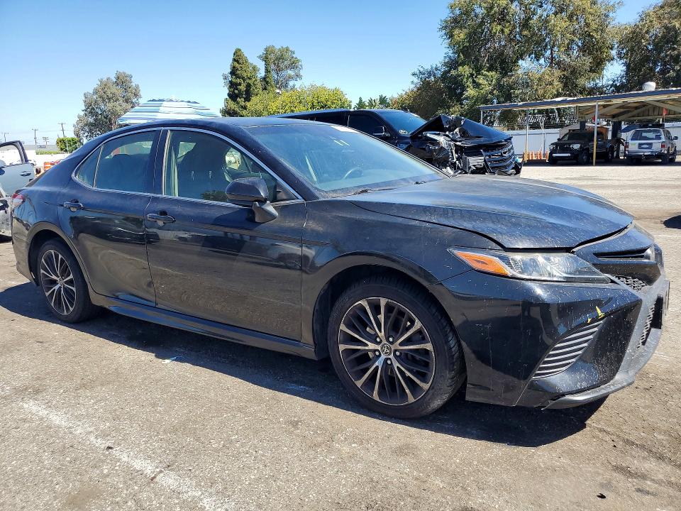 Продажа на аукционе авто 2018 Toyota Camry, vin: JTNB11HK0J3029477, номер лота: 59815556
