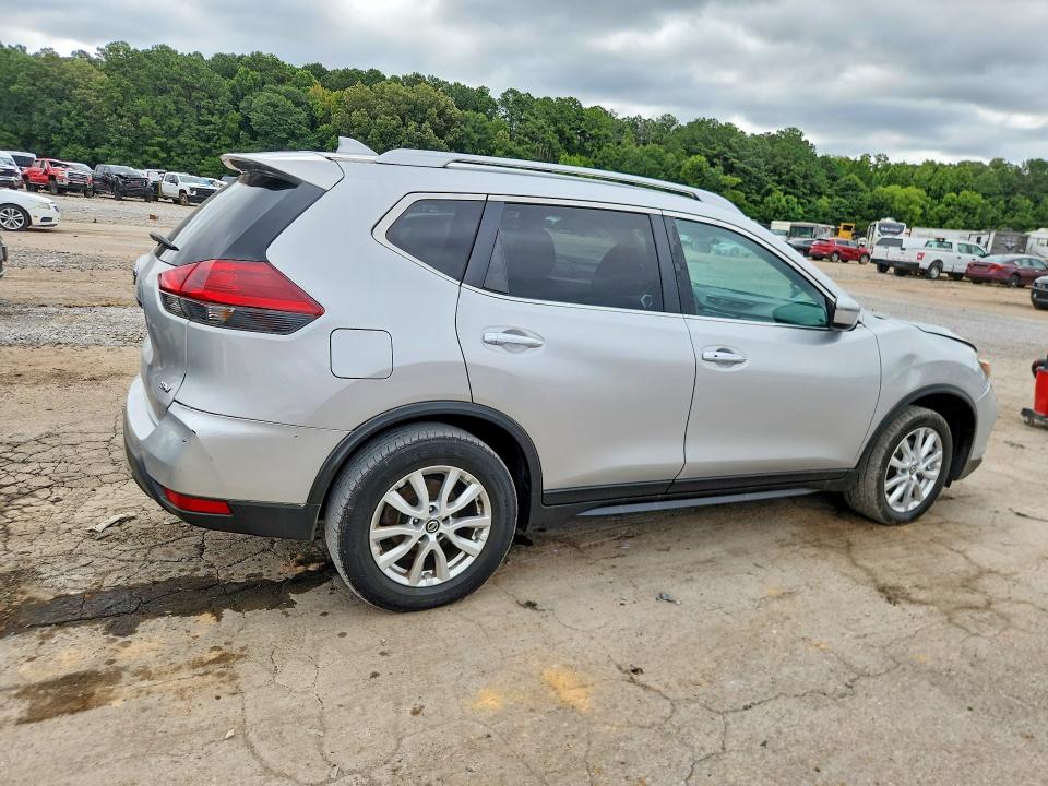 Продаж на аукціоні авто 2018 Nissan Rogue, vin: JN8AT2MT2JW450618, номер лоту: 61350126