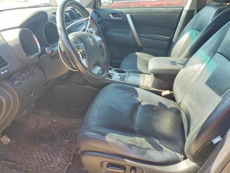 56788936 :رقم المزاد ، 5TDBK3EH4CS133705 vin ، 2012 Toyota Highlander مزاد بيع