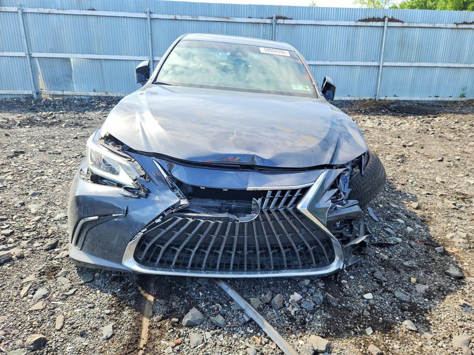 2025 Lexus Es 350 მანქანა იყიდება აუქციონზე, vin: 58ADZ1B10SU195892, აუქციონის ნომერი: 59900996