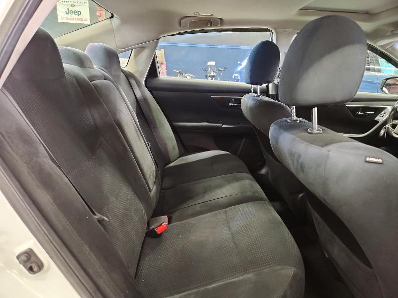 Продажа на аукционе авто 2015 Nissan Altima, vin: 1N4AL3AP1FC117298, номер лота: 62448906