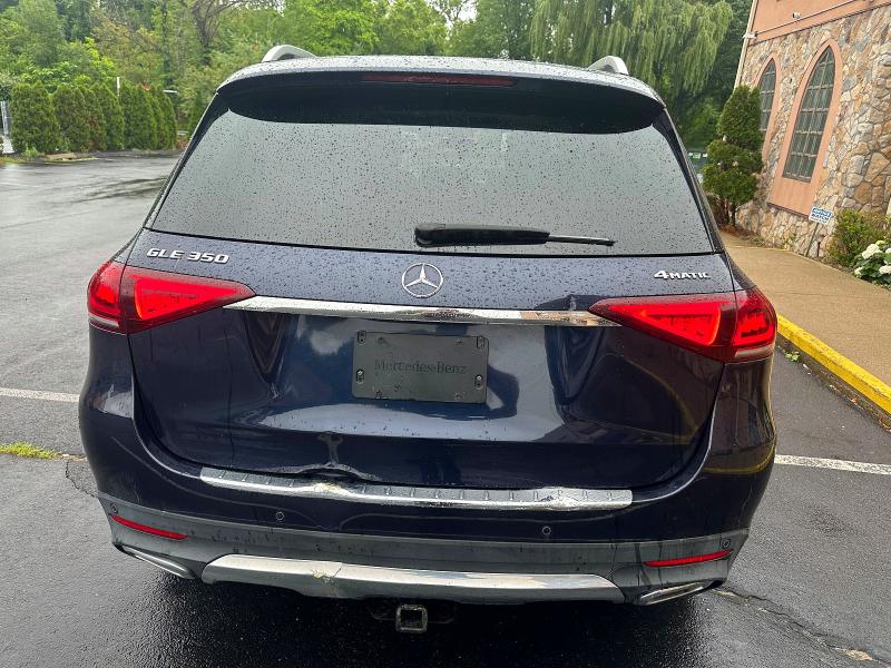Продажа на аукционе авто 2020 Mercedes-benz Gle, vin: 4JGFB4KB0LA155135, номер лота: 61993926