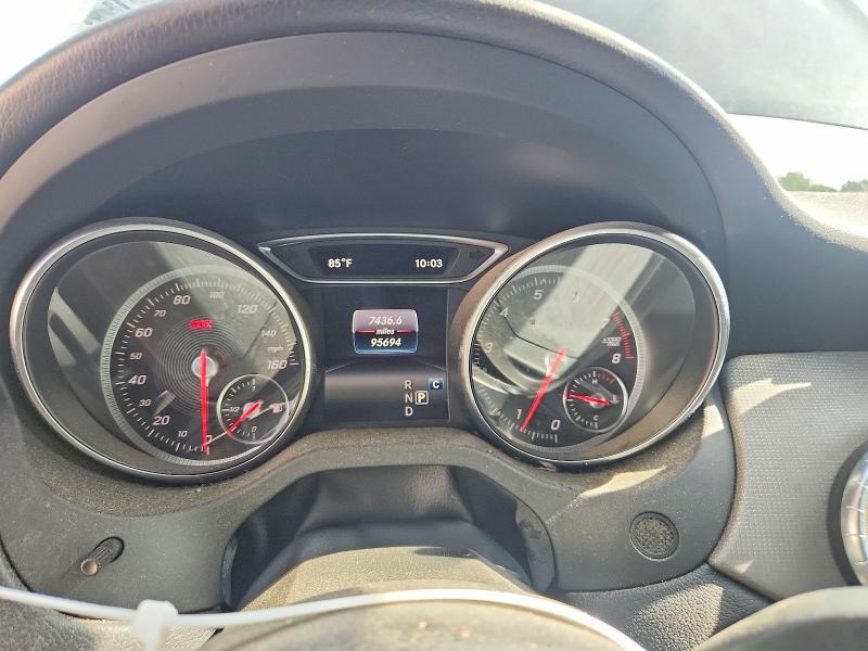 60742426 :رقم المزاد ، WDDSJ4EB8JN602100 vin ، 2018 Mercedes-benz Cla مزاد بيع
