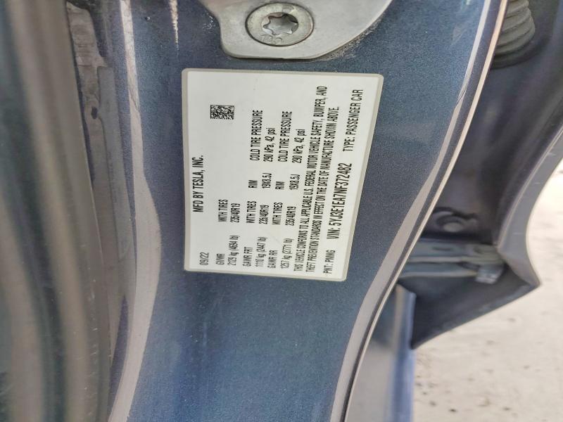 61361906 :رقم المزاد ، 5YJ3E1EA7NF372482 vin ، 2022 Tesla Model 3 مزاد بيع