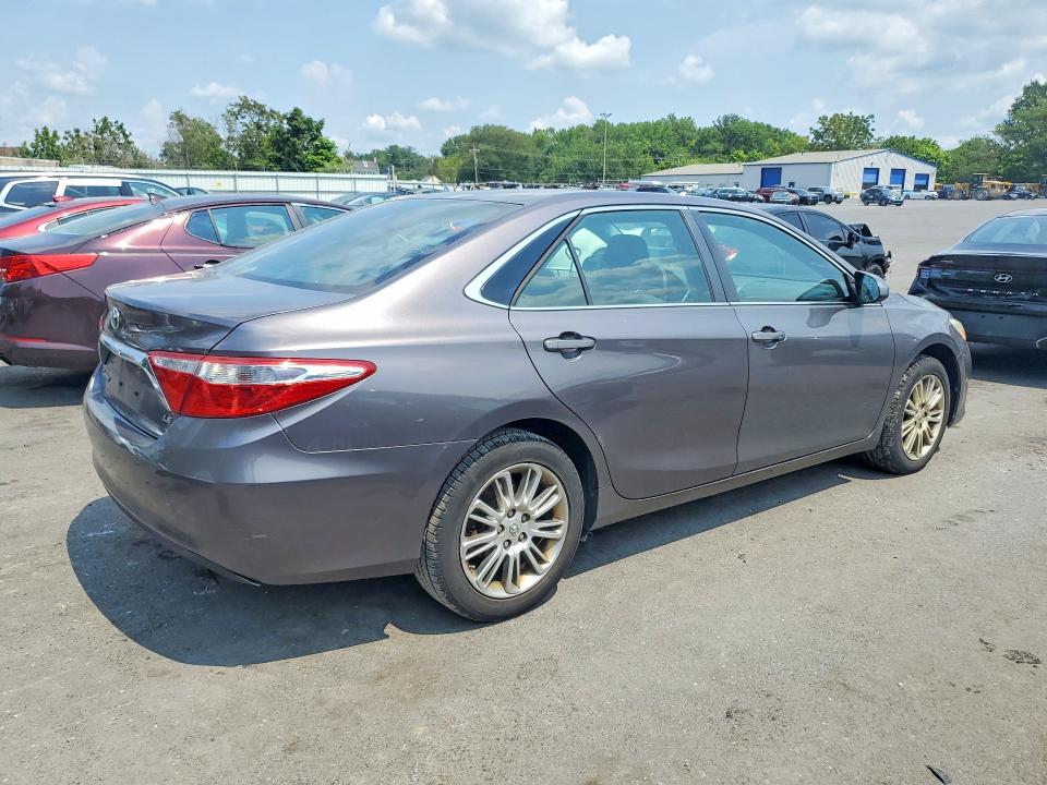 Продаж на аукціоні авто 2015 Toyota Camry, vin: 4T4BF1FK4FR510165, номер лоту: 62231346