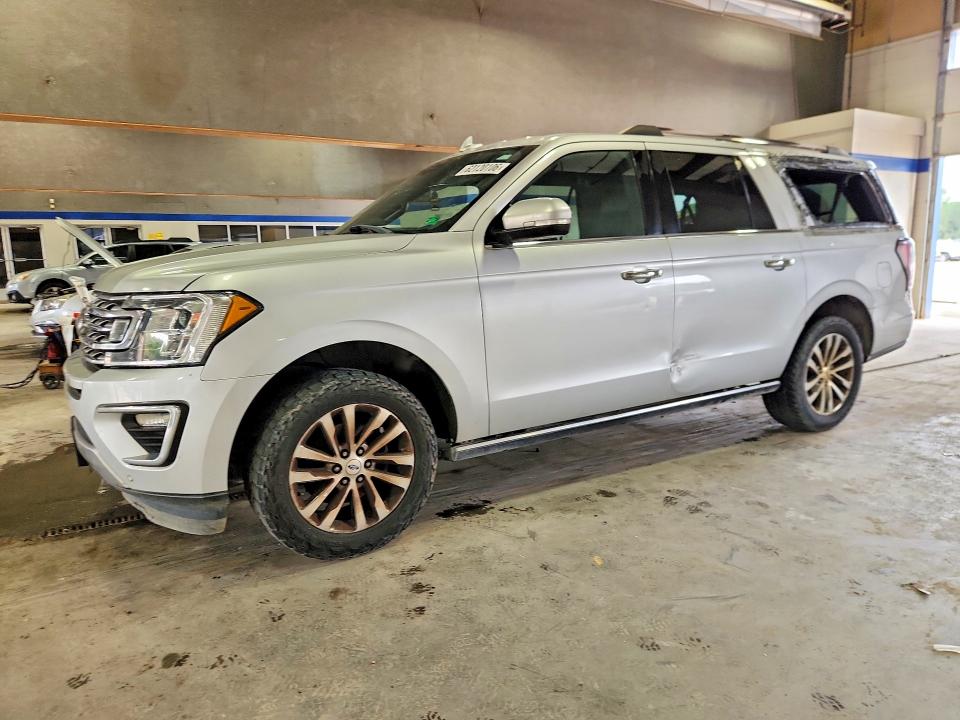 Продажа на аукционе авто 2018 Ford Expedition, vin: 1FMJK1KT2JEA24635, номер лота: 62120106
