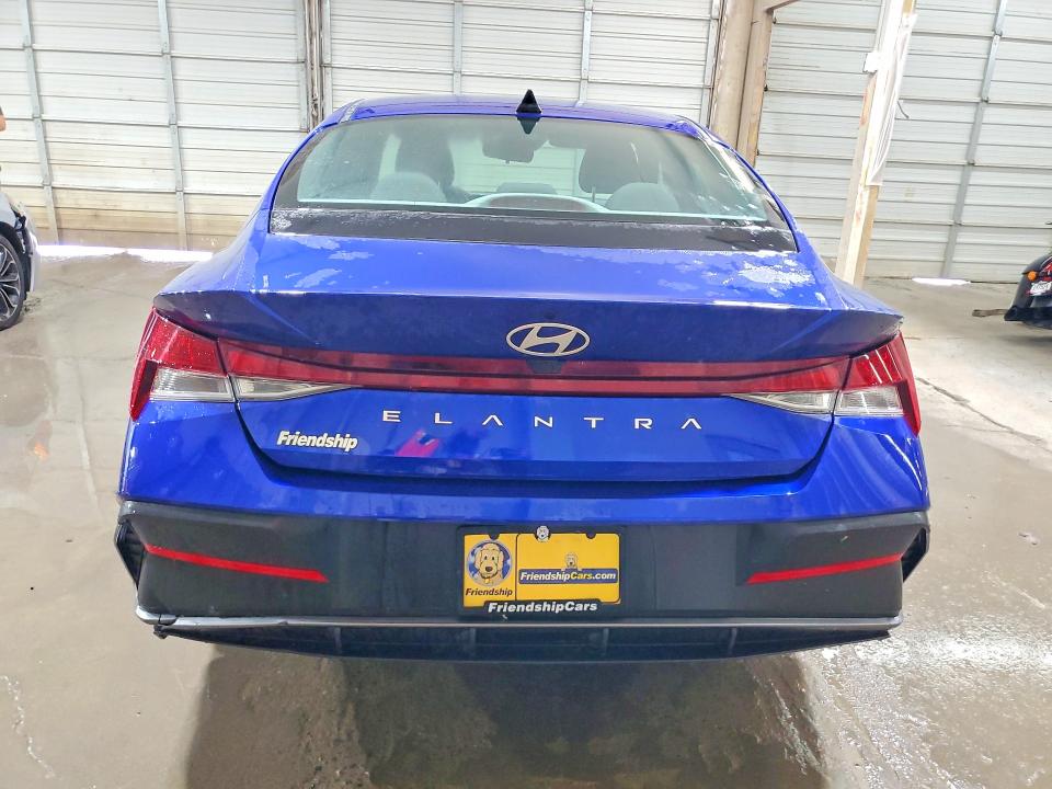 2024 Hyundai Elantra მანქანა იყიდება აუქციონზე, vin: KMHLM4DG6RU657810, აუქციონის ნომერი: 59971376