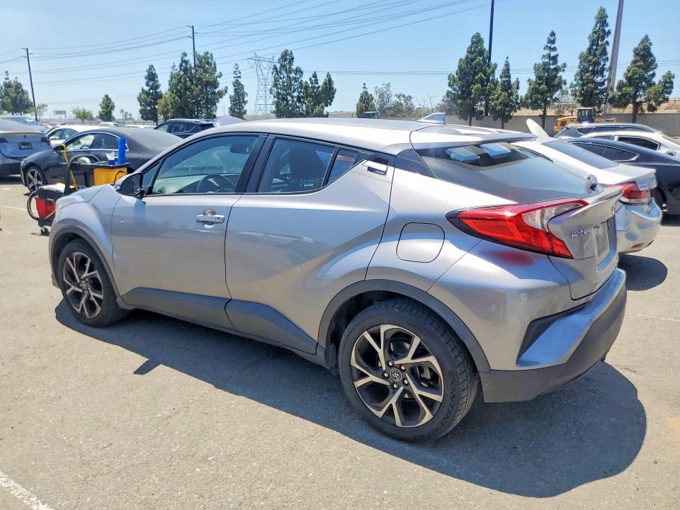 2018 Toyota C-hr მანქანა იყიდება აუქციონზე, vin: NMTKHMBX2JR001022, აუქციონის ნომერი: 61329666