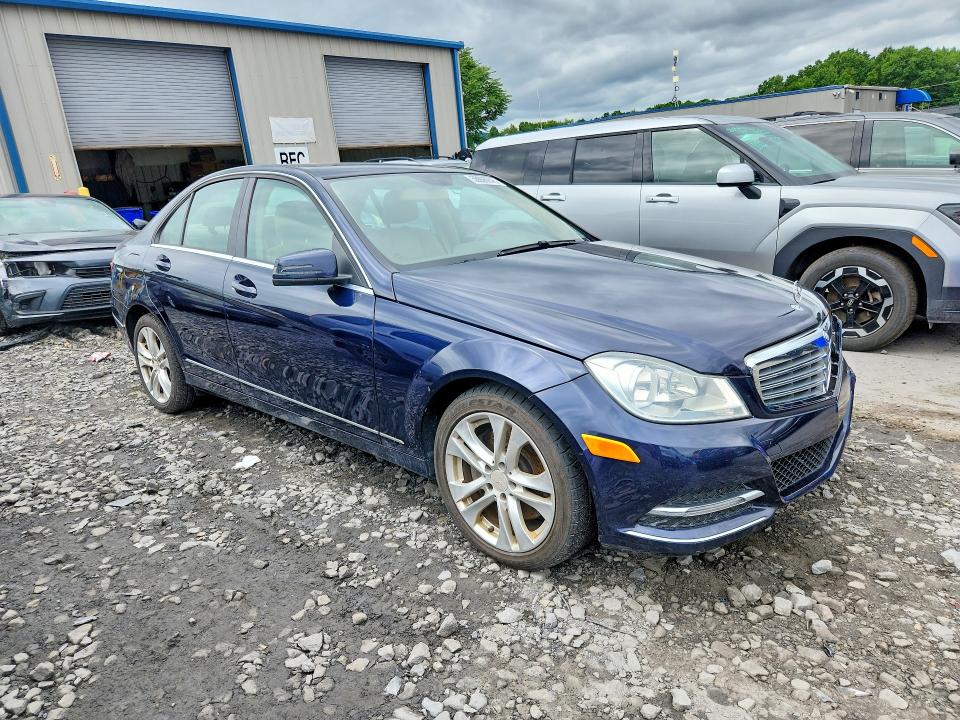 58926946 :رقم المزاد ، WDDGF8AB5EG180978 vin ، 2014 Mercedes-benz C مزاد بيع