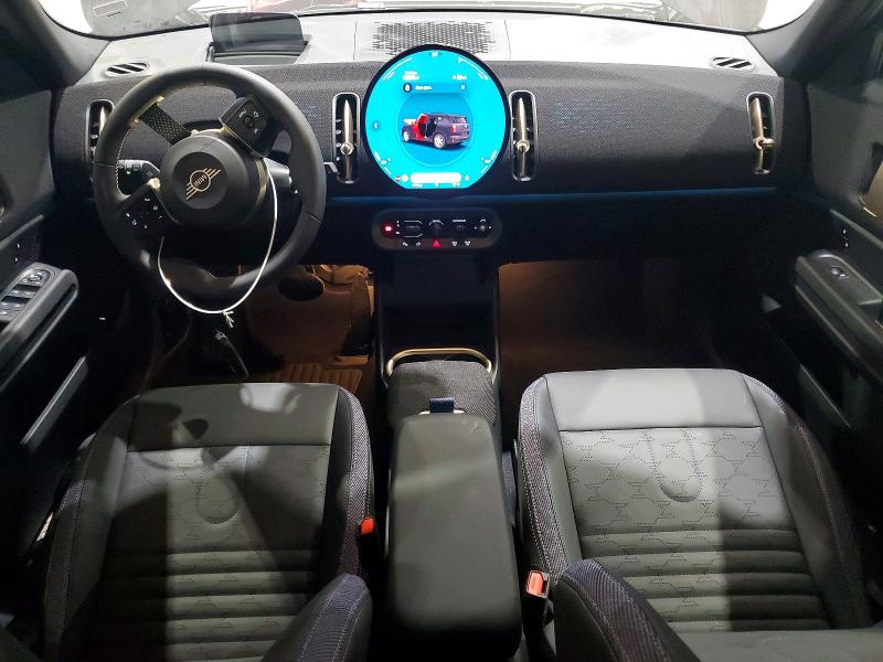 Продажа на аукционе авто 2027 Mini Countryman, vin: WMZ23GA03V7V53215, номер лота: 58769226