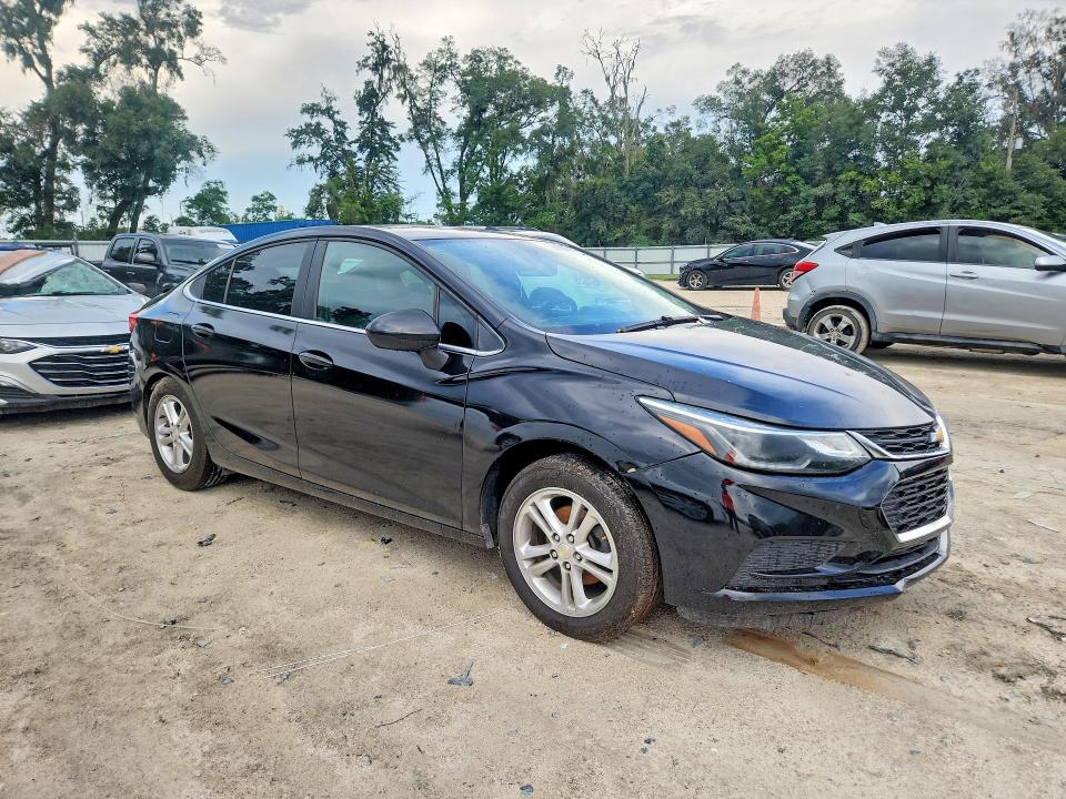 Продажа на аукционе авто 2018 Chevrolet Cruze, vin: 1G1BE5SMXJ7247258, номер лота: 61699116