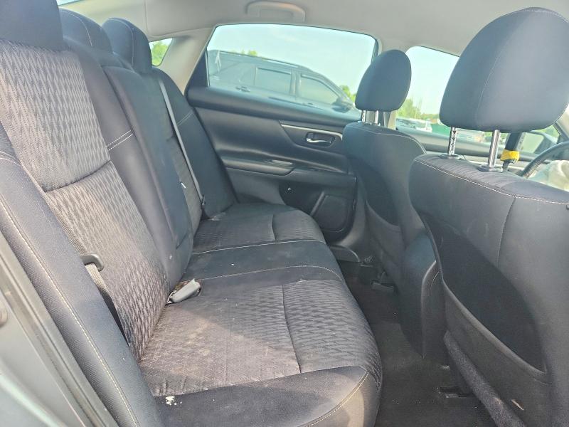2018 Nissan Altima მანქანა იყიდება აუქციონზე, vin: 1N4AL3AP3JC261041, აუქციონის ნომერი: 62448346