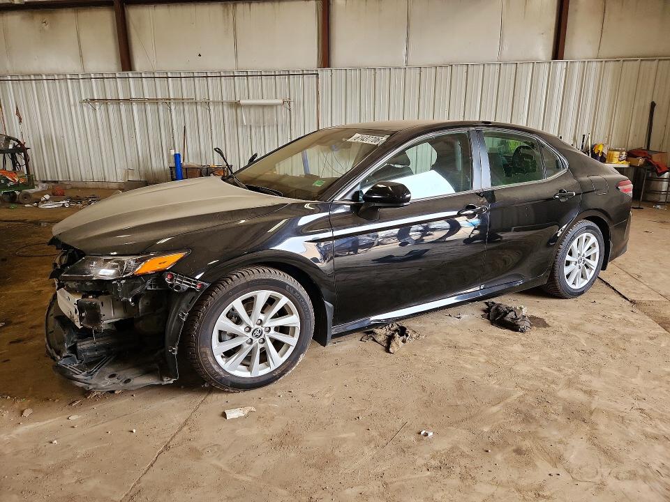 2022 Toyota Camry მანქანა იყიდება აუქციონზე, vin: 4T1C11AK6NU067827, აუქციონის ნომერი: 61437706
