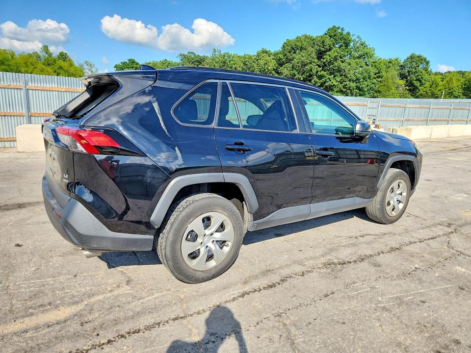 2021 Toyota Rav4 მანქანა იყიდება აუქციონზე, vin: 2T3F1RFV1MW185501, აუქციონის ნომერი: 57515176