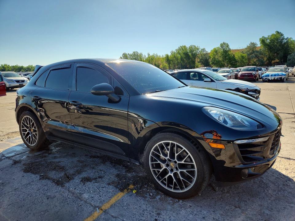 2015 Porsche Macan მანქანა იყიდება აუქციონზე, vin: WP1AB2A56FLB51869, აუქციონის ნომერი: 60892046
