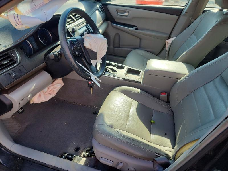 60615306 :رقم المزاد ، 4T1BF1FK6HU351808 vin ، 2017 Toyota Camry مزاد بيع
