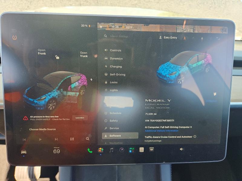 61751886 :رقم المزاد ، 7SAYGDEE7NF395171 vin ، 2022 Tesla Model Y مزاد بيع