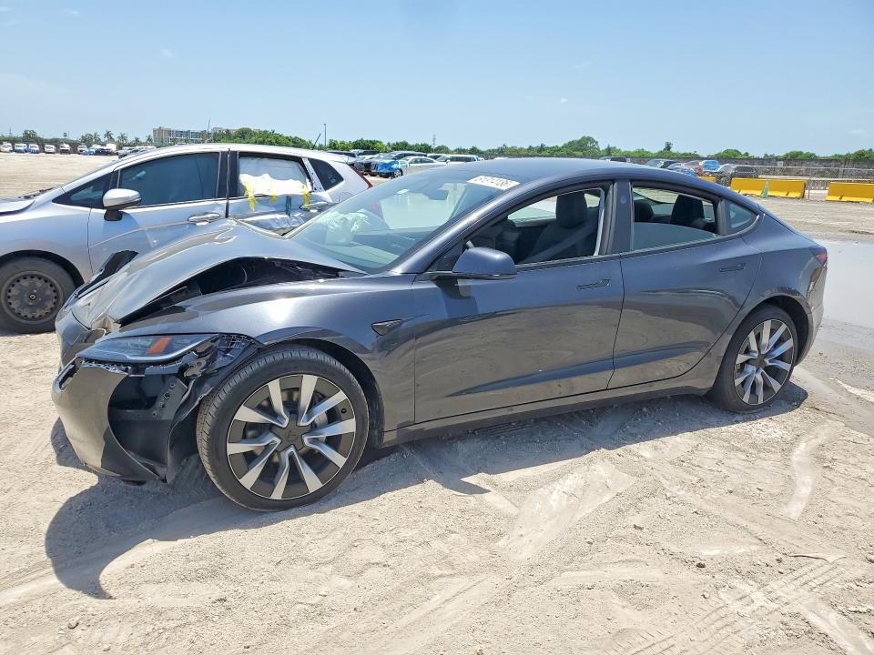 Продажа на аукционе авто 2026 Tesla Model 3, vin: 5YJ3E1EAXTF142318, номер лота: 61314186